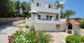 Apartmani Cesarec, Vrboska